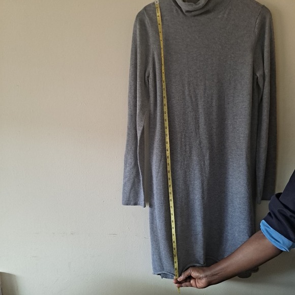 J. Jill Grey Long Sleeve Knit Turtle Neck Knee / Midi Length Sweater Dress - M - Picture 6 of 9